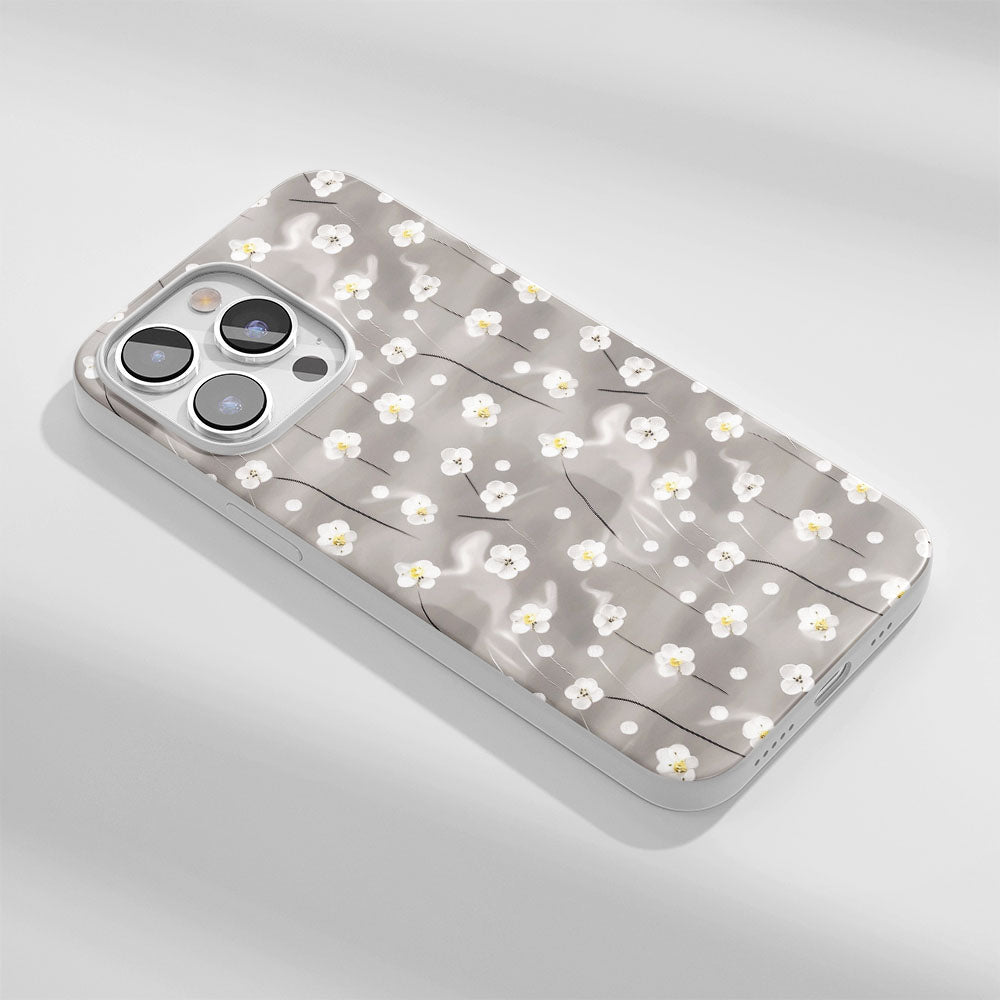 Latest 3rd-Generation Crystal Tough Glossy Gypsophila iPhone Case (MagSafe-Compatible)